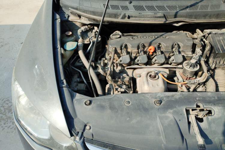 Used CIIMO 2012 1.8L Automatic Engine Bay Right