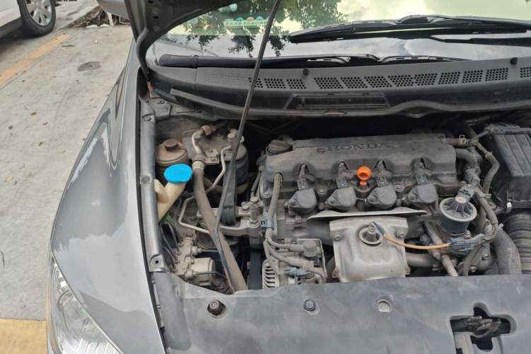 Used CIIMO 2012 1.8L Automatic Engine Bay Right