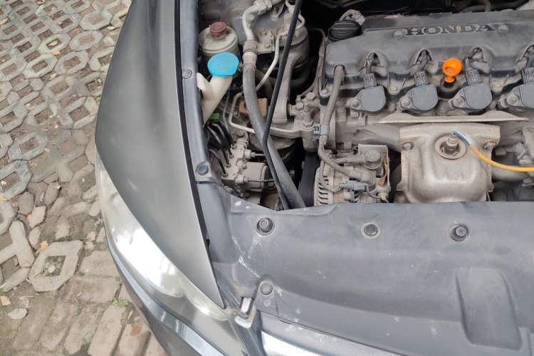 Used CIIMO 2012 1.8L Manual Engine Bay Right