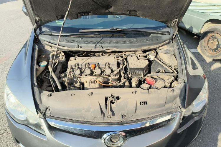 Used CIIMO 2012 1.8L Automatic Engine Bay