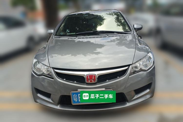 Used CIIMO 2012 1.8L Automatic Front