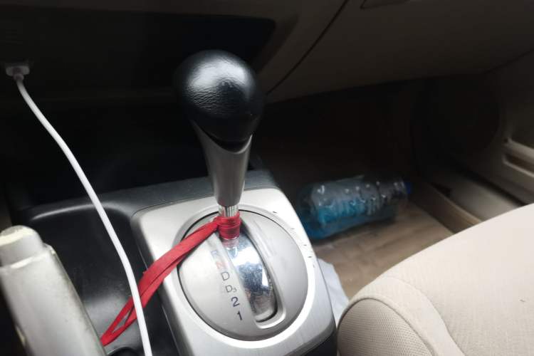 Used CIIMO 2012 1.8L Automatic Gear Lever