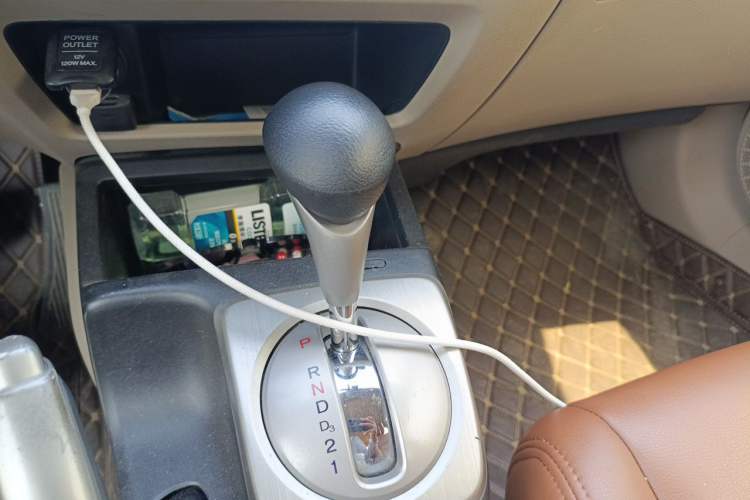 Used CIIMO 2012 1.8L Automatic Gear Lever