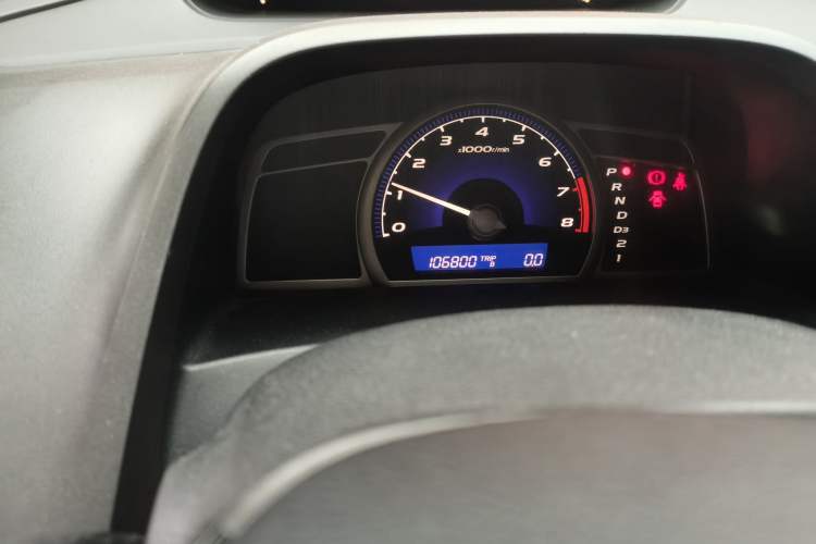 Used CIIMO 2012 1.8L Automatic Odometer Close Up