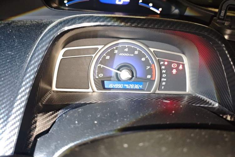 Used CIIMO 2012 1.8L Automatic Odometer Close Up