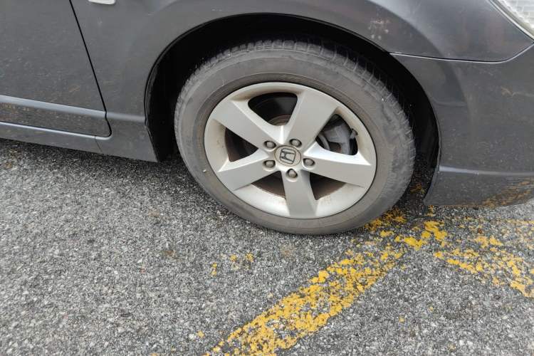 Used CIIMO 2012 1.8L Automatic Right Front Wheel Hub