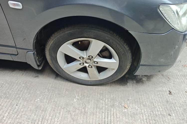 Used CIIMO 2012 1.8L Automatic Right Front Wheel Hub