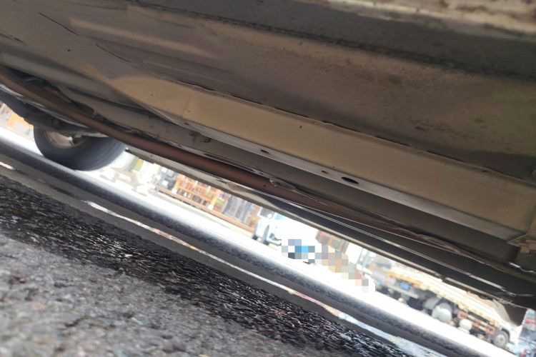 Used CIIMO 2012 1.8L Automatic Chassis Front Right