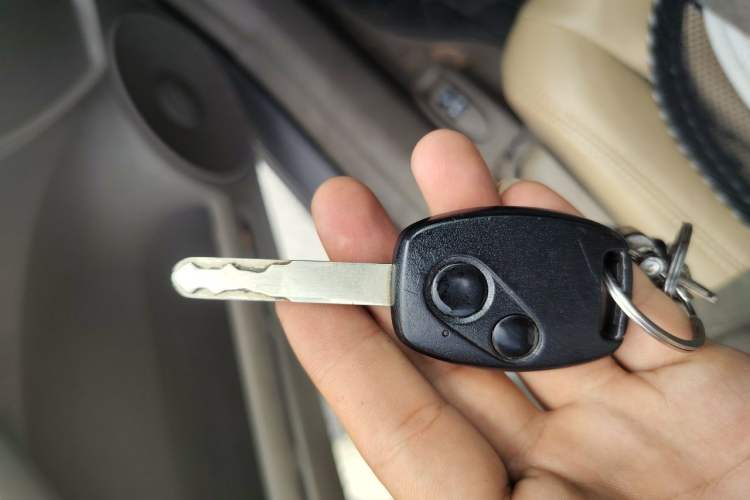 Used CIIMO 2012 1.8L Automatic Vehicle Key