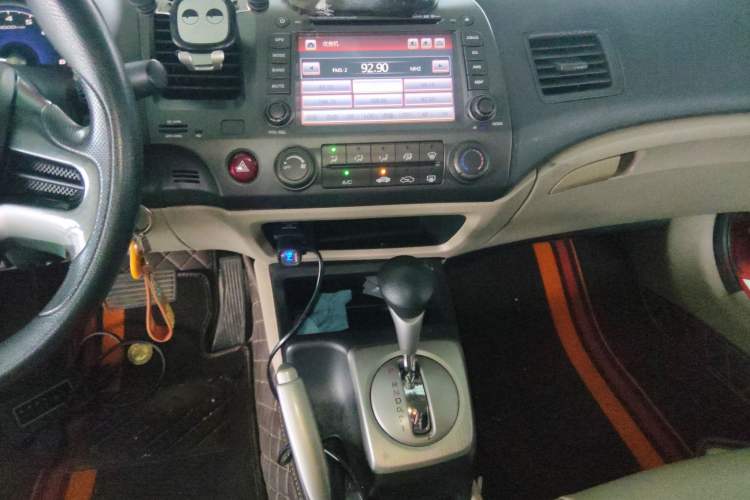 Used CIIMO 2012 1.8L Automatic Audio And AC Panel
