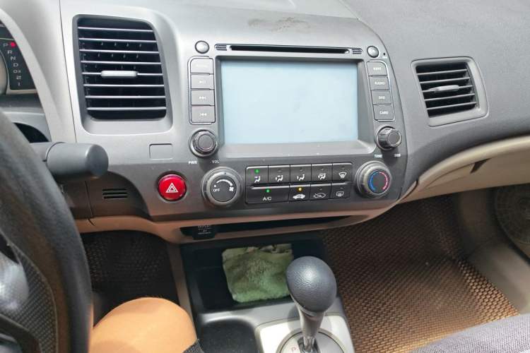 Used CIIMO 2012 1.8L Automatic Audio And AC Panel