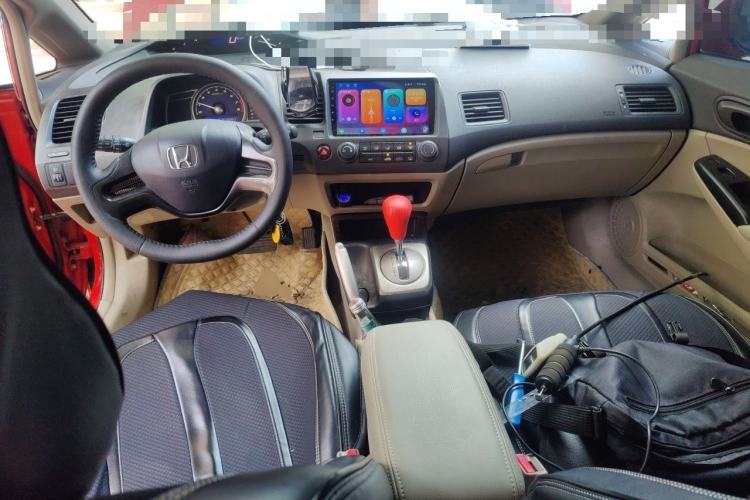 Used CIIMO 2012 1.8L Automatic Center Console