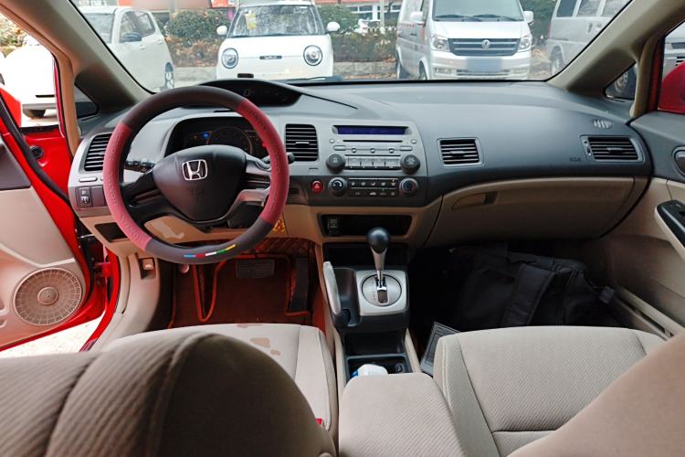 Used CIIMO 2012 1.8L Automatic Center Console