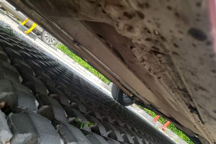 Used CIIMO 2012 1.8L Automatic Chassis Front Left