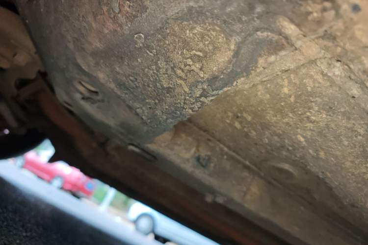 Used CIIMO 2012 1.8L Automatic Chassis Front Left