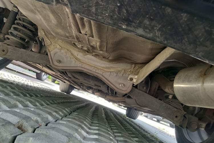 Used CIIMO 2012 1.8L Automatic Chassis Rear