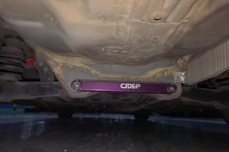 Used CIIMO 2012 1.8L Manual Chassis Rear