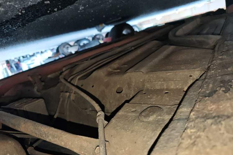 Used CIIMO 2012 1.8L Automatic Chassis Rear Left
