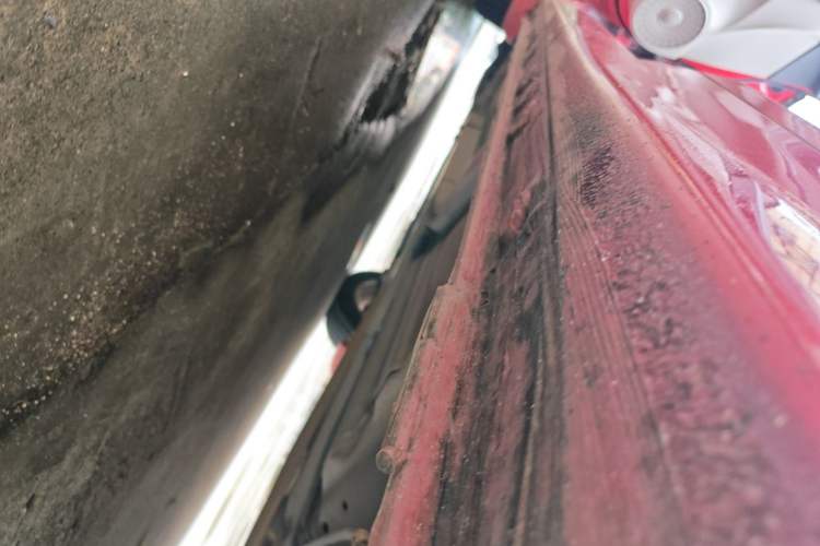 Used CIIMO 2012 1.8L Automatic Chassis Rear Left