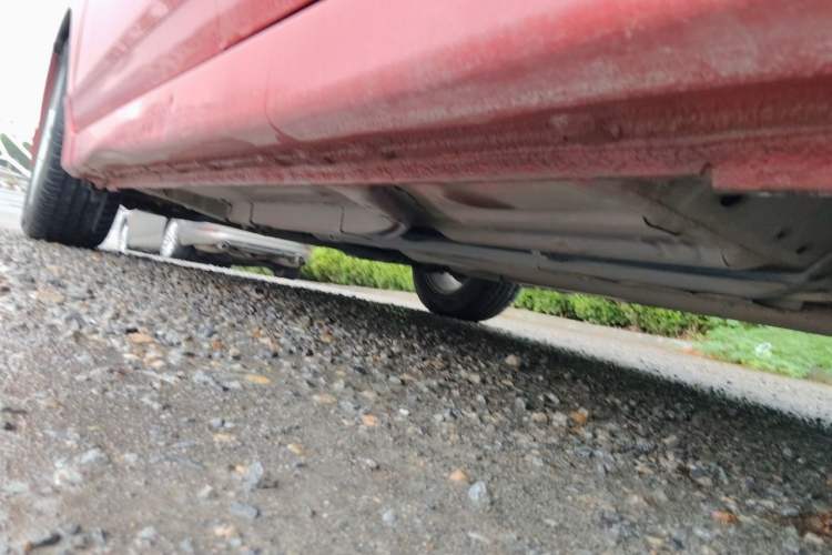 Used CIIMO 2012 1.8L Automatic Chassis Rear Left