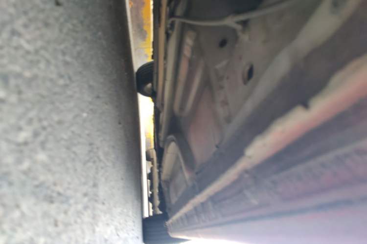 Used CIIMO 2012 1.8L Automatic Chassis Rear Right