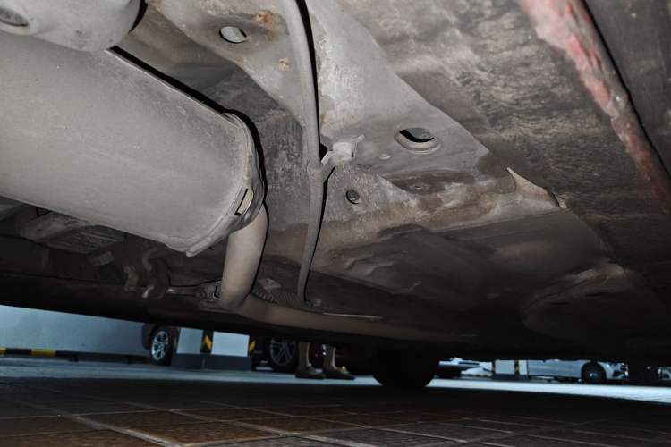 Used CIIMO 2012 1.8L Automatic Chassis Rear Right