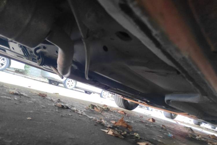 Used CIIMO 2012 1.8L Automatic Chassis Rear Right