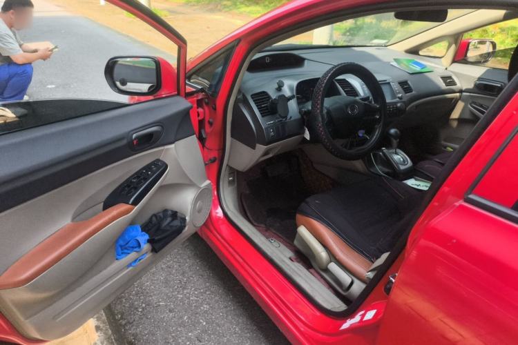Used CIIMO 2012 1.8L Automatic Driver Seat