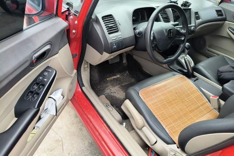 Used CIIMO 2012 1.8L Automatic Driver Seat