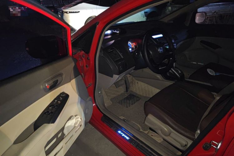 Used CIIMO 2012 1.8L Automatic Driver Seat