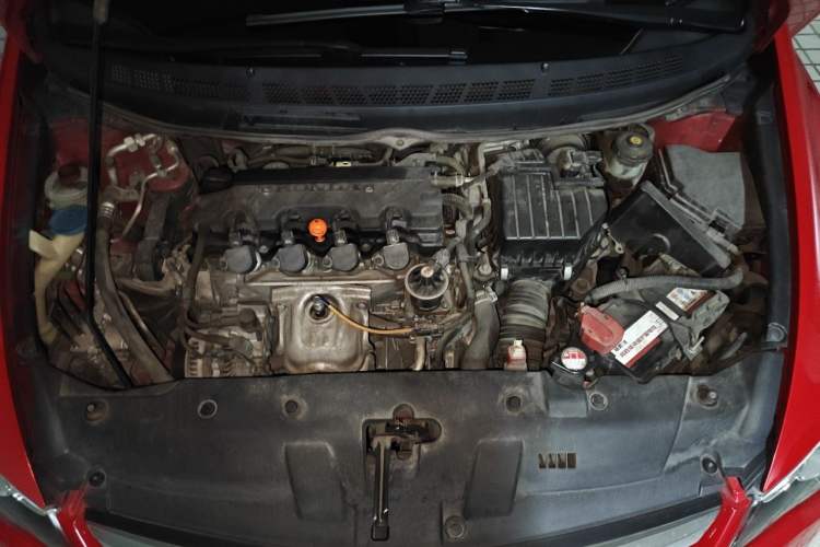 Used CIIMO 2012 1.8L Automatic Engine Bay