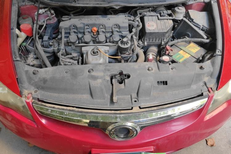 Used CIIMO 2012 1.8L Automatic Engine Bay