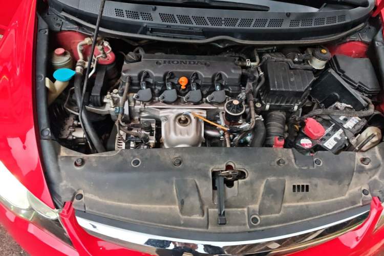 Used CIIMO 2012 1.8L Automatic Engine Bay