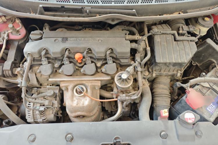 Used CIIMO 2012 1.8L Automatic Engine Bay