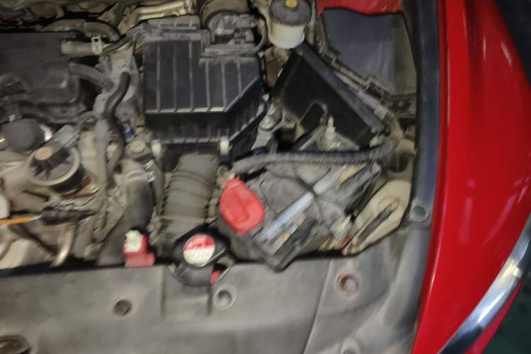 Used CIIMO 2012 1.8L Automatic Engine Bay Left