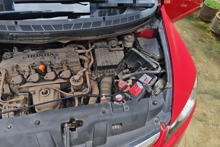 Used CIIMO 2012 1.8L Automatic Engine Bay Left