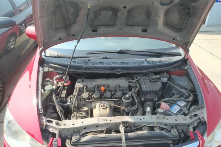 Used CIIMO 2012 1.8L Automatic Engine Bay