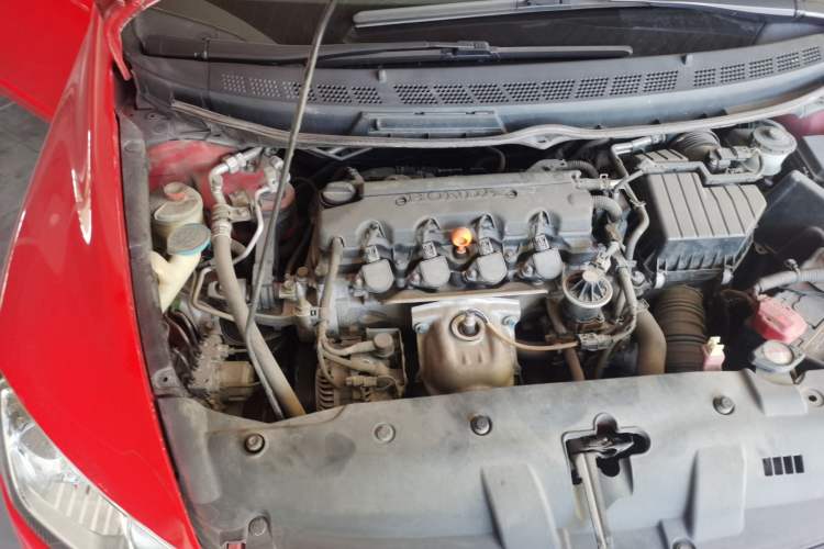 Used CIIMO 2012 1.8L Automatic Engine Bay Right