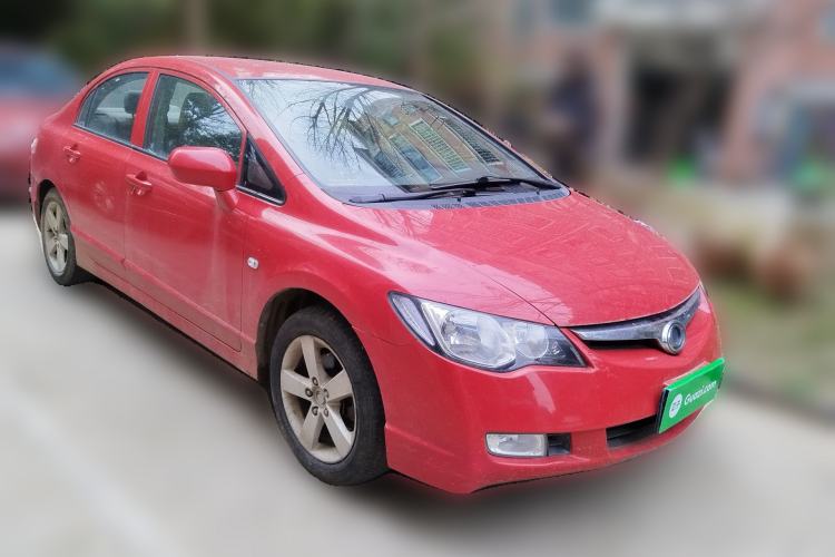 Used CIIMO 2012 1.8L Automatic Exterior 2