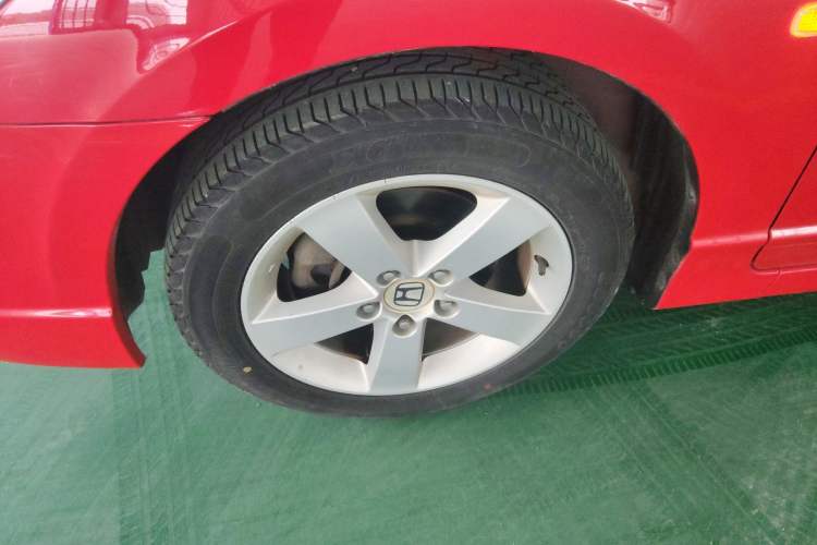 Used CIIMO 2012 1.8L Automatic Exterior 7
