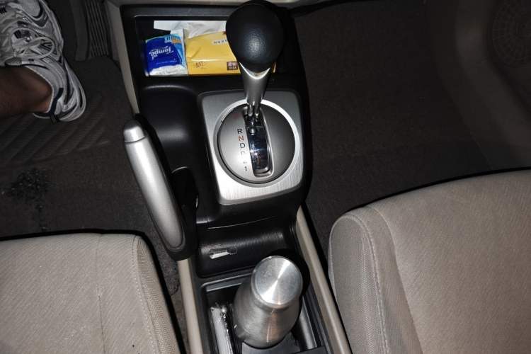 Used CIIMO 2012 1.8L Automatic Gear Lever