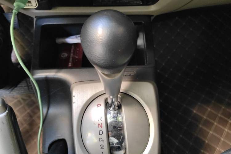 Used CIIMO 2012 1.8L Automatic Gear Lever