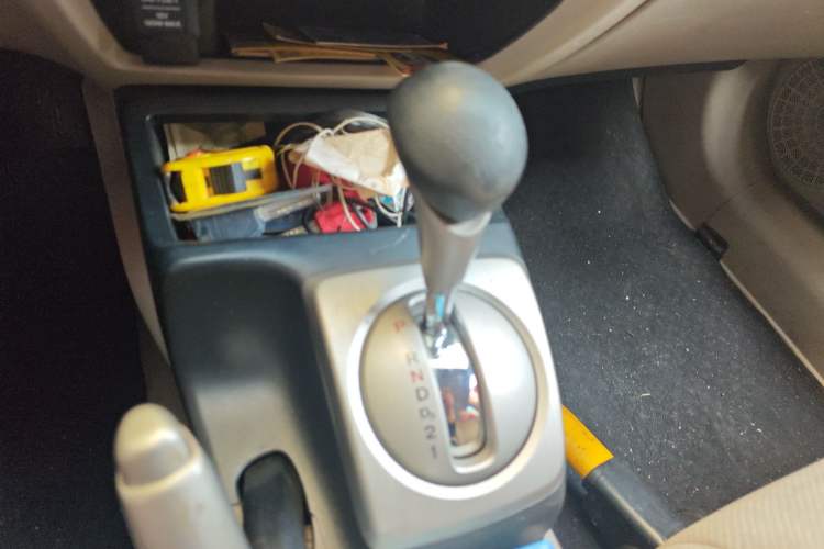 Used CIIMO 2012 1.8L Automatic Gear Lever