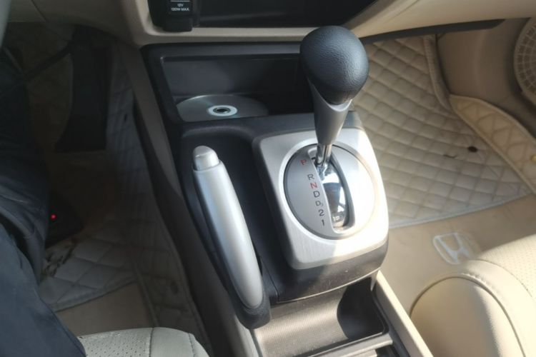 Used CIIMO 2012 1.8L Automatic Gear Lever