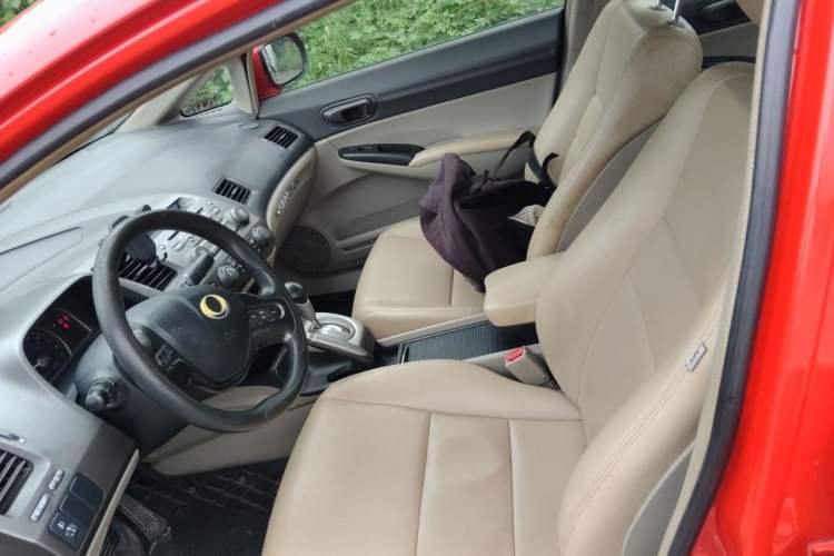 Used CIIMO 2012 1.8L Automatic Left Front Seat