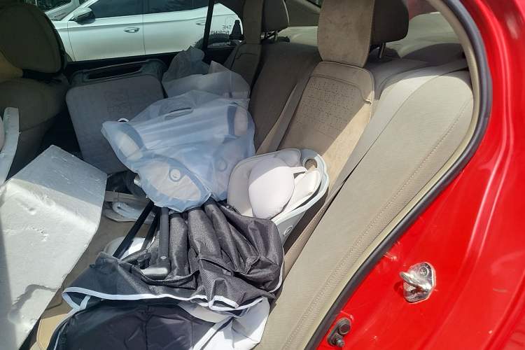 Used CIIMO 2012 1.8L Automatic Left Rear Seat