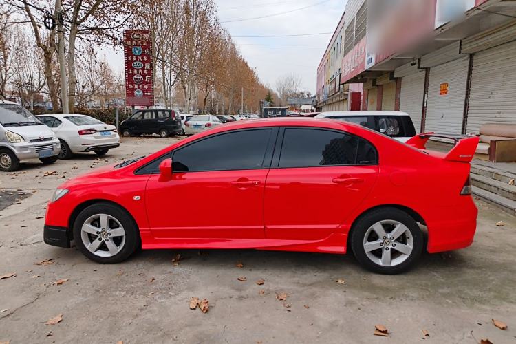 Used CIIMO 2012 1.8L Automatic Left Side