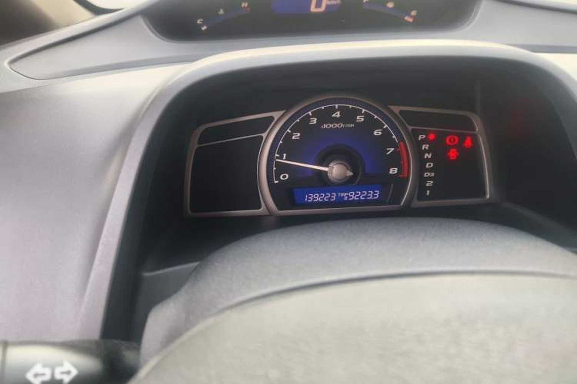 Used CIIMO 2012 1.8L Automatic Odometer Close Up