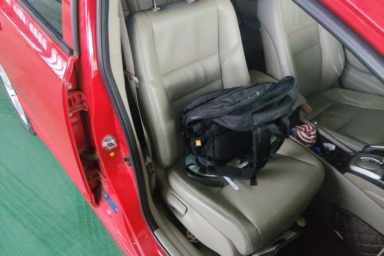 Used CIIMO 2012 1.8L Automatic Right Front Seat