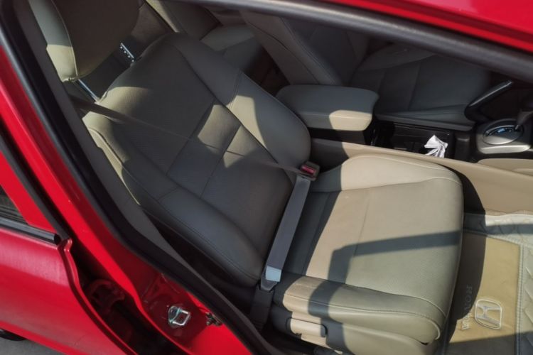 Used CIIMO 2012 1.8L Automatic Right Front Seat